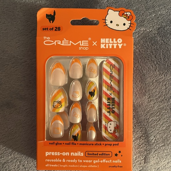 NWT The Crème Shop X Hello Kitty Halloween Press On Nails - Picture 2 of 3